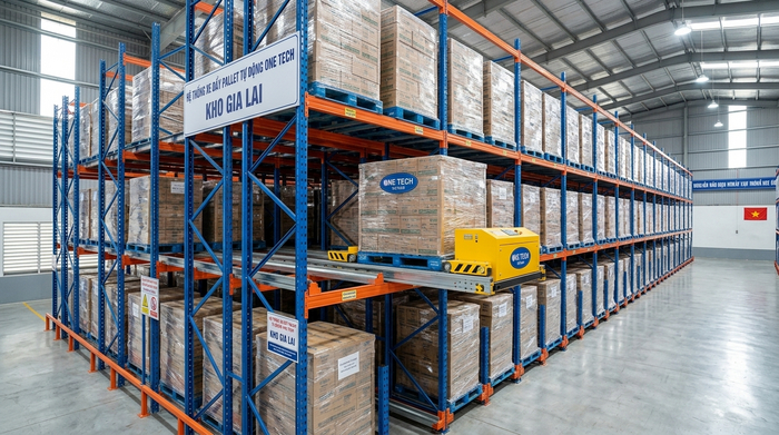 Kệ Radio Shuttle Gia Lai với xe shuttle chạy trên ray trong kho pallet