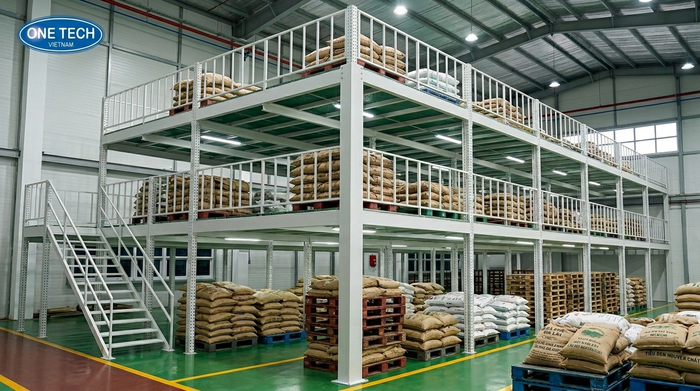 Kệ sàn mezzanine Gia Lai cho kho hàng cao tầng Kệ sàn mezzanine thép chịu lực tại kho hàng Gia Lai