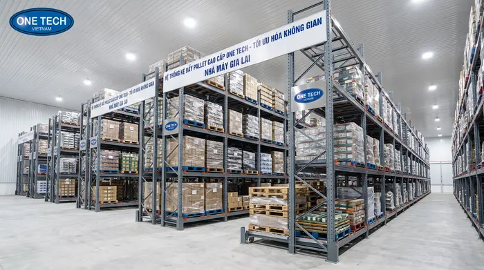Kệ đẩy lùi cho kho hàng Gia Lai Kệ đẩy lùi cho kho hàng tại Gia Lai chứa pallet tải trọng nặng